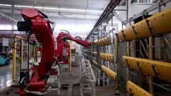 企业已建成此类从动化出产线余台（